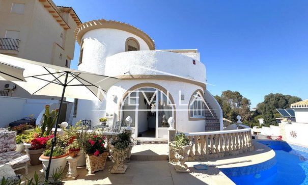 Reventas - Chalet / Villa - Orihuela Costa - La Zenia
