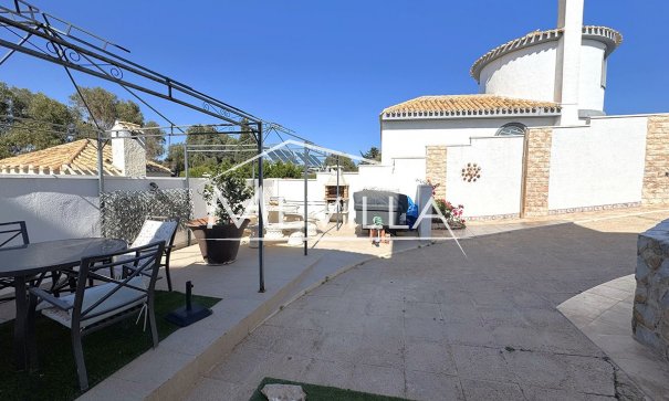 Reventas - Chalet / Villa - Orihuela Costa - La Zenia
