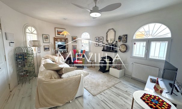 Reventas - Chalet / Villa - Orihuela Costa - La Zenia