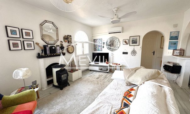 Reventas - Chalet / Villa - Orihuela Costa - La Zenia