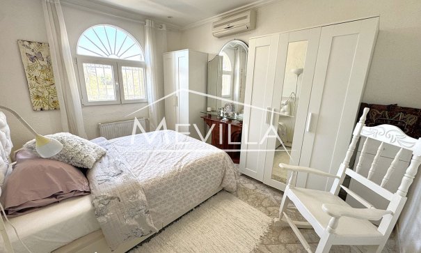 Reventas - Chalet / Villa - Orihuela Costa - La Zenia