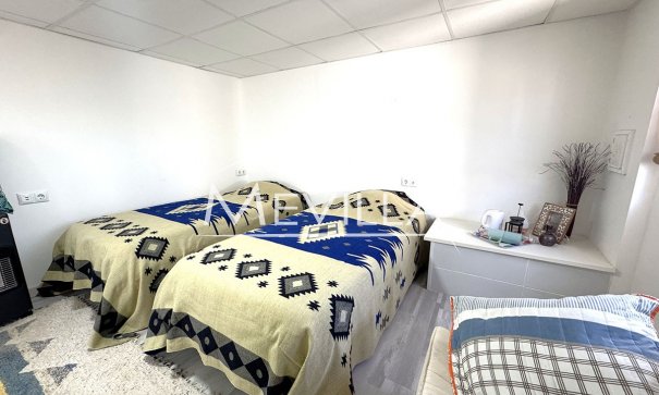 Reventas - Chalet / Villa - Orihuela Costa - La Zenia