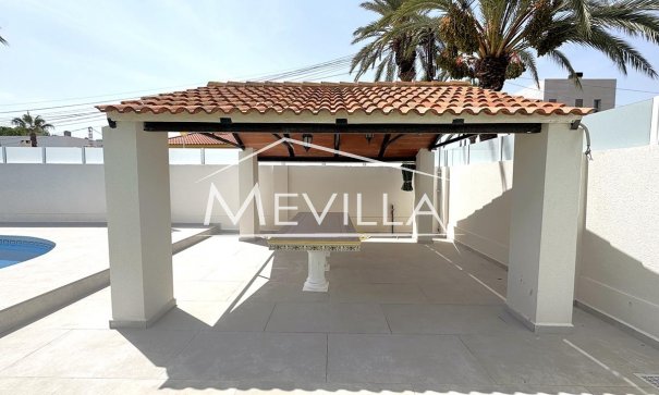 Reventas - Chalet / Villa - Orihuela Costa - Cabo Roig