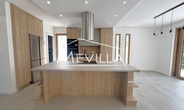 Reventas - Chalet / Villa - Orihuela Costa - Cabo Roig