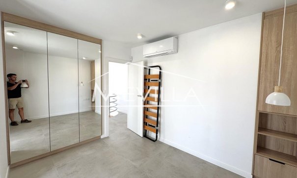Reventas - Chalet / Villa - Orihuela Costa - Cabo Roig