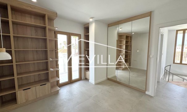 Reventas - Chalet / Villa - Orihuela Costa - Cabo Roig