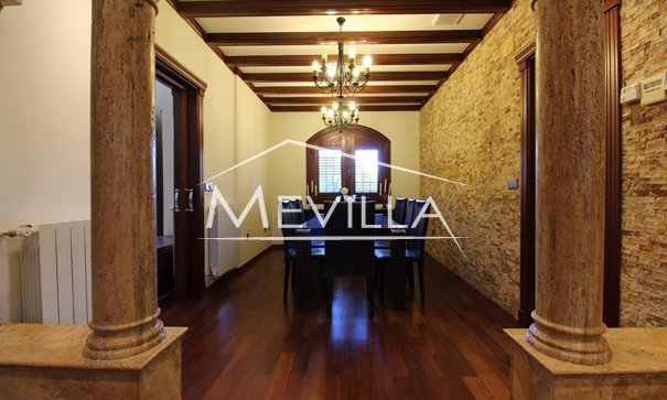 Reventas - Chalet / Villa - Orihuela Costa - Campoamor