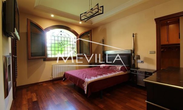 Reventas - Chalet / Villa - Orihuela Costa - Campoamor