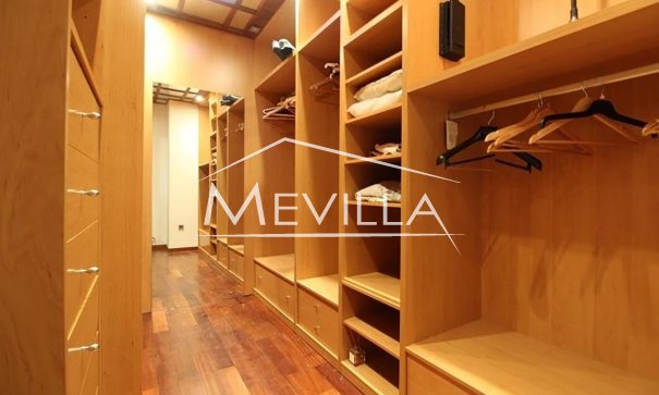 Reventas - Chalet / Villa - Orihuela Costa - Campoamor