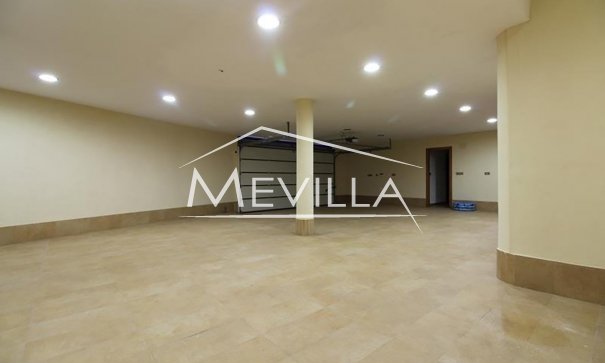 Reventas - Chalet / Villa - Orihuela Costa - Campoamor