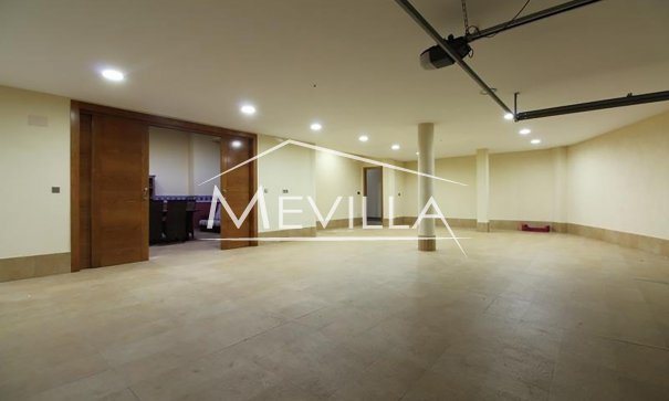 Reventas - Chalet / Villa - Orihuela Costa - Campoamor