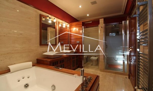 Reventas - Chalet / Villa - Orihuela Costa - Campoamor