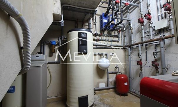 Reventas - Chalet / Villa - Orihuela Costa - Campoamor