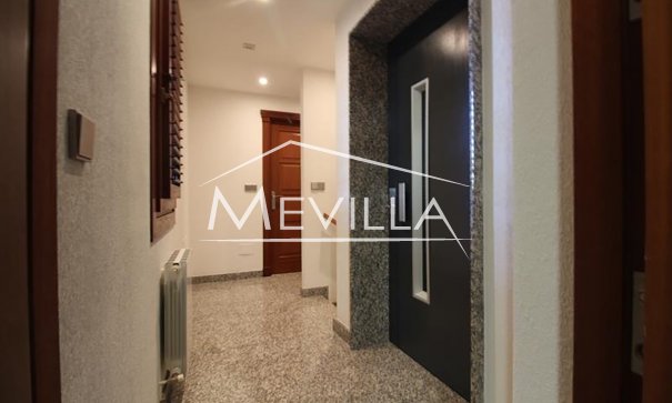 Reventas - Chalet / Villa - Orihuela Costa - Campoamor