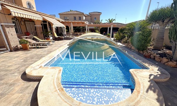 Wederverkoop - Villa - Orihuela Costa - La Zenia