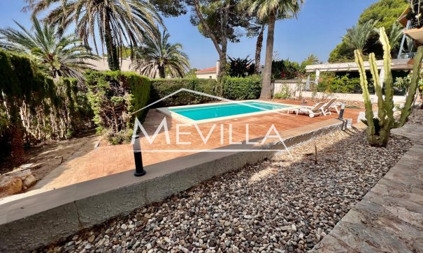 Wederverkoop - Villa - Orihuela Costa - Campoamor