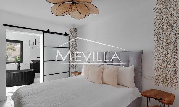 Salg (Resales) - Villa - Orihuela Costa - La Zenia