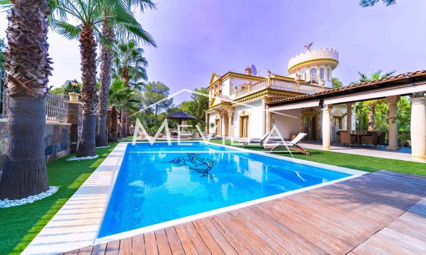 Salg (Resales) - Villa - Orihuela Costa - Campoamor