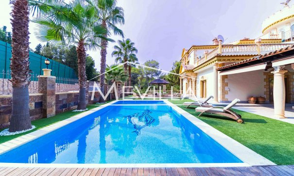 Salg (Resales) - Villa - Orihuela Costa - Campoamor