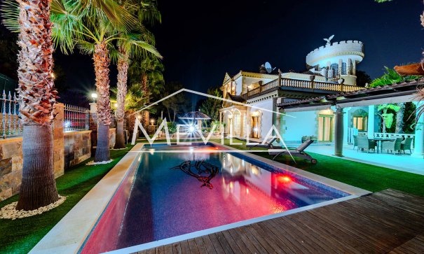 Salg (Resales) - Villa - Orihuela Costa - Campoamor