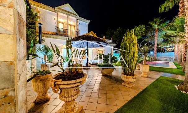 Salg (Resales) - Villa - Orihuela Costa - Campoamor