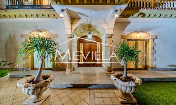 Salg (Resales) - Villa - Orihuela Costa - Campoamor