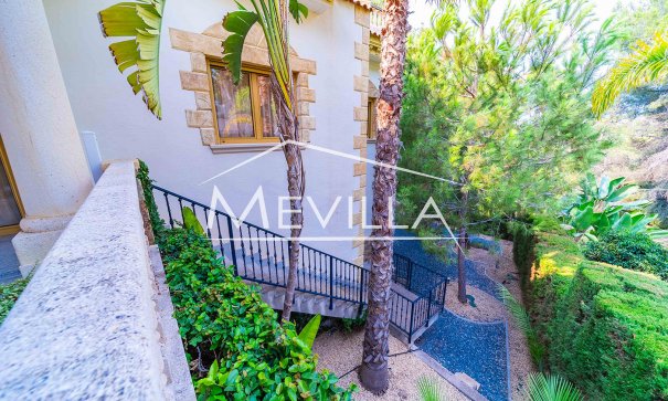 Salg (Resales) - Villa - Orihuela Costa - Campoamor