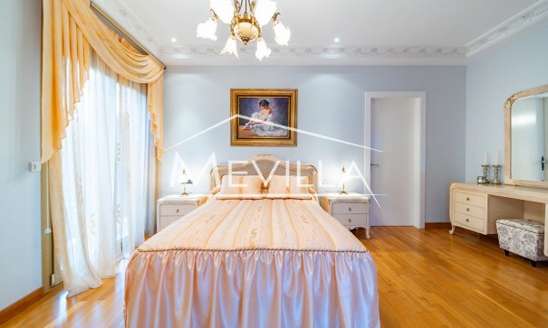 Salg (Resales) - Villa - Orihuela Costa - Campoamor