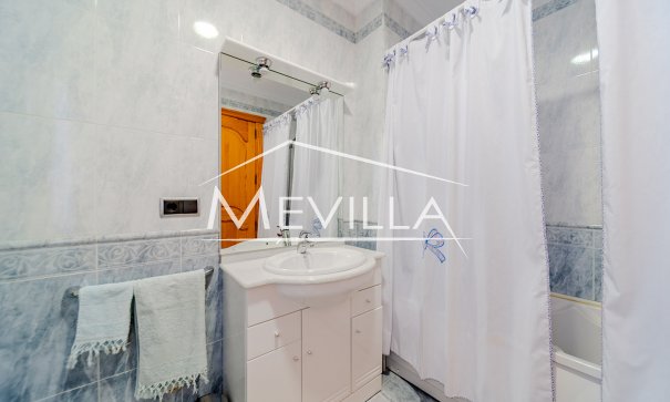 Salg (Resales) - Villa - Orihuela Costa - Campoamor