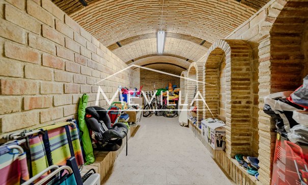 Salg (Resales) - Villa - Orihuela Costa - Campoamor