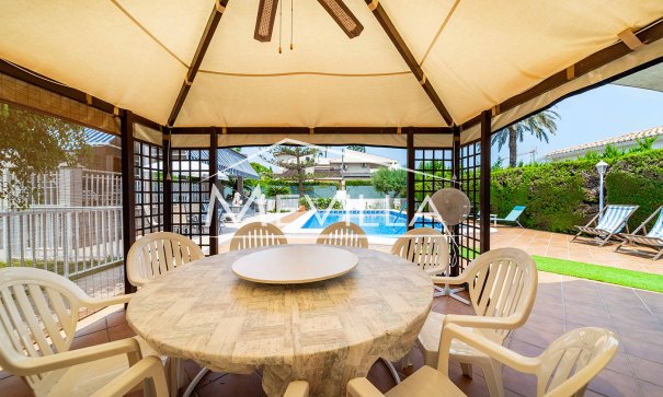 Resales - Villa - Orihuela Costa - La Zenia