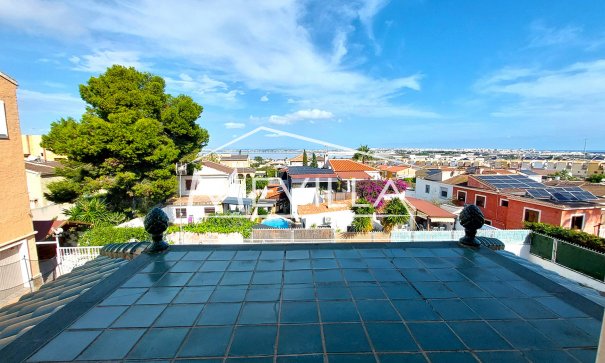 Wederverkoop - Villa - Torrevieja - Los Balcones