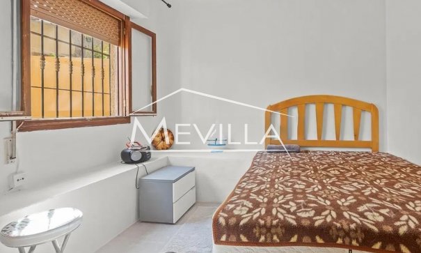 Reventas - Chalet / Villa - Orihuela Costa - Villamartin