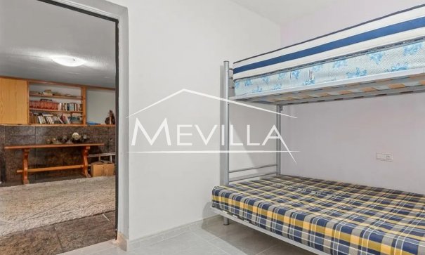 Reventas - Chalet / Villa - Orihuela Costa - Villamartin