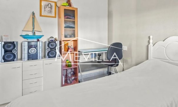 Reventas - Chalet / Villa - Orihuela Costa - Villamartin