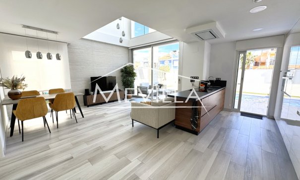 Resales - Villa - Orihuela Costa - Lomas de Cabo Roig