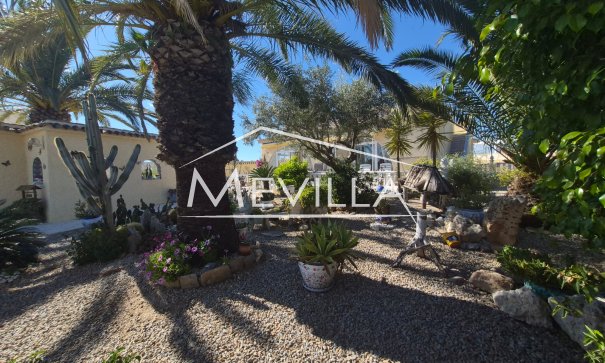 Wederverkoop - Villa - Orihuela Costa - Villamartin