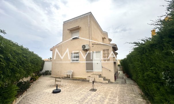 Resales - Villa - Orihuela Costa - La Zenia