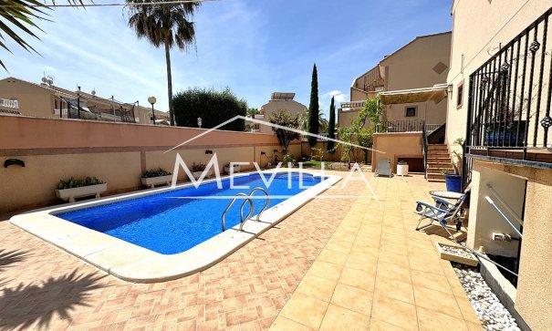 Salg (Resales) - Villa - Torrevieja - Los Altos