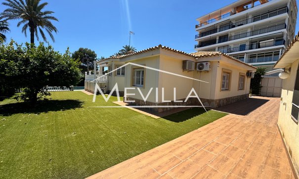 Resales - Villa - Orihuela Costa - La Zenia