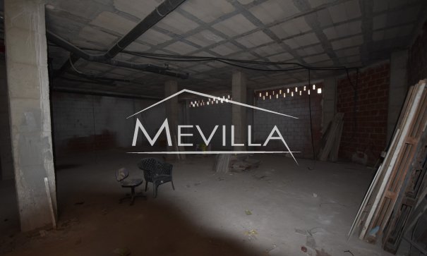 Verkäufe - geschäftlich - Orihuela