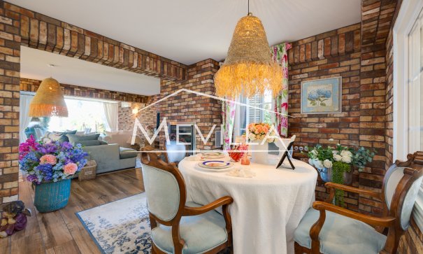 Frontlinjen - Villa - Orihuela Costa - Cabo Roig