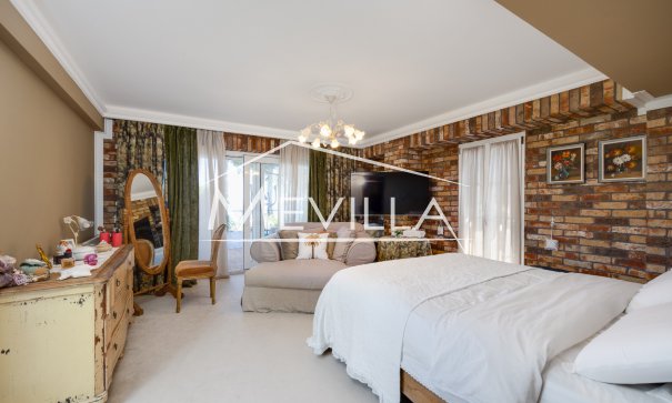 Frontlinjen - Villa - Orihuela Costa - Cabo Roig