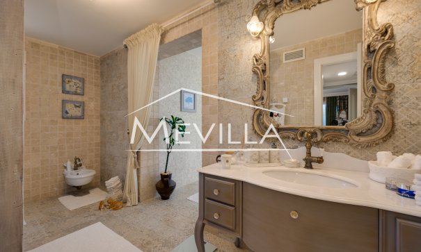 Frontlinjen - Villa - Orihuela Costa - Cabo Roig