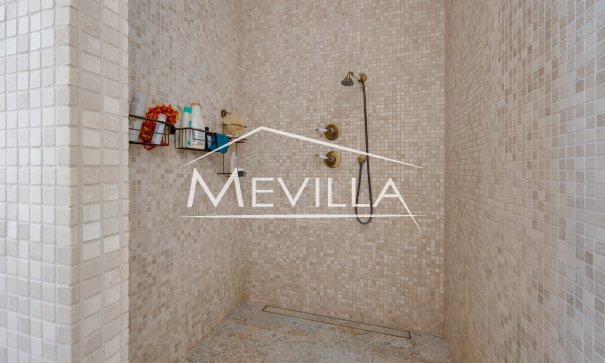 Frontlinjen - Villa - Orihuela Costa - Cabo Roig