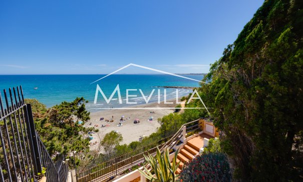 Frontlinjen - Villa - Orihuela Costa - Cabo Roig