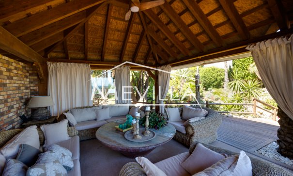 Frontlinjen - Villa - Orihuela Costa - Cabo Roig