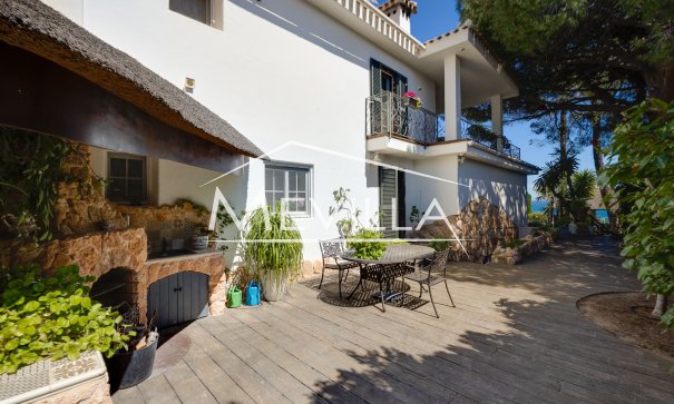 Frontlinjen - Villa - Orihuela Costa - Cabo Roig