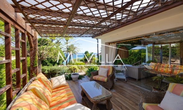 Frontlinjen - Villa - Orihuela Costa - Cabo Roig