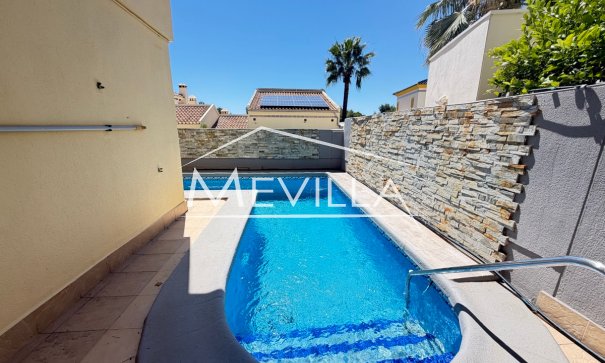 Resales - Villa - Orihuela Costa - Villamartin